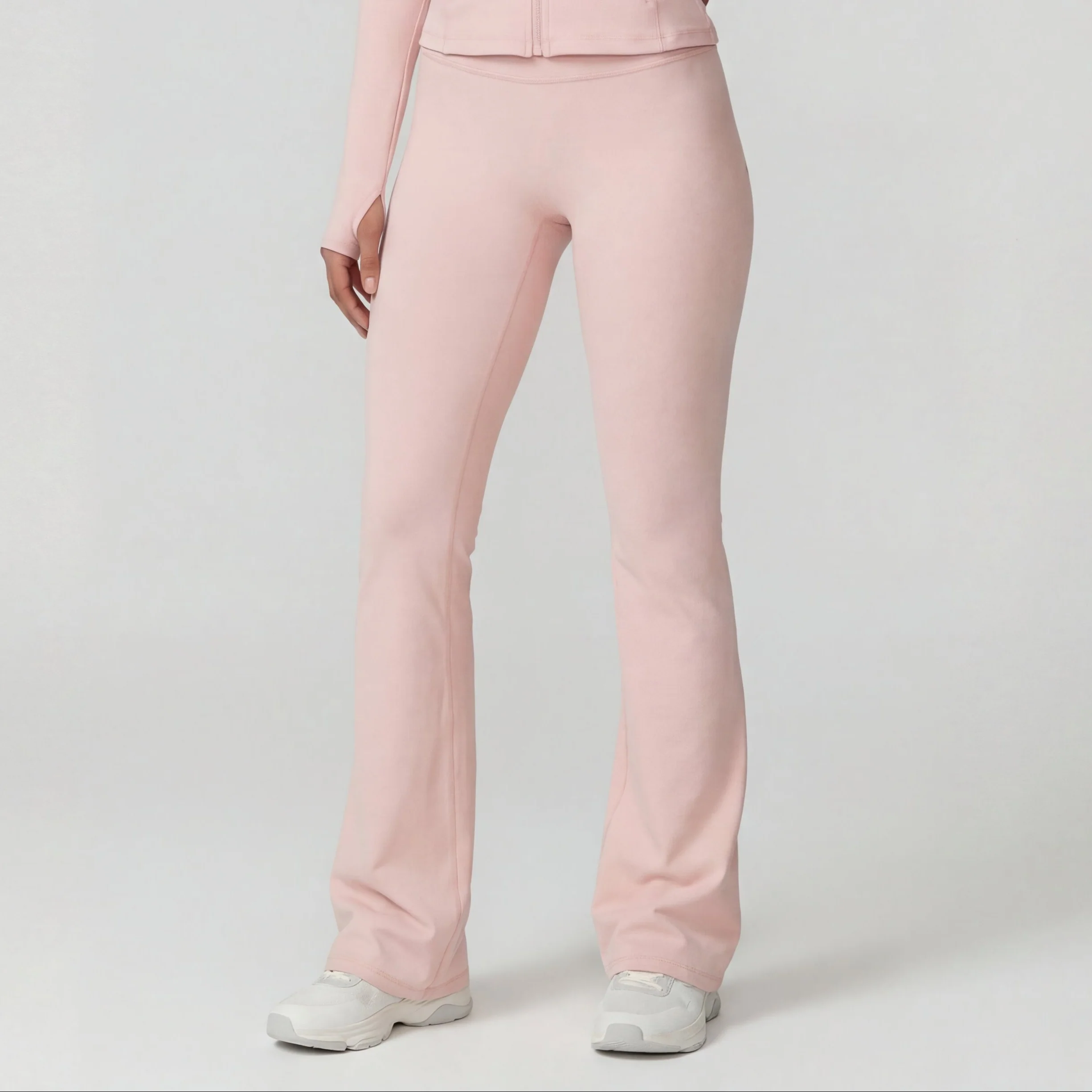 Everyday Seamless Flare Leggings - Image 3